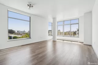 Photo #5: 425025037 Listing 