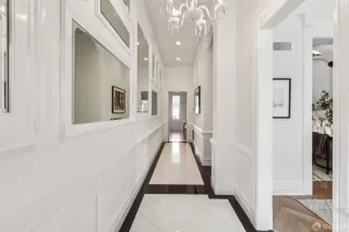 Photo #5: 425025055 Listing