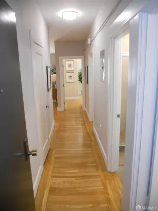 Photo #1: 425025182 Listing