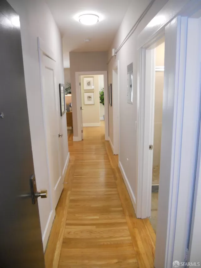 MLS: 425025182 Condo For Sale