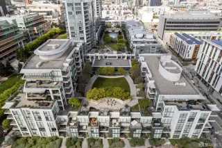 Photo #3: 425025384 Listing 