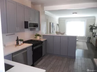 Photo #3: 425025473 Listing