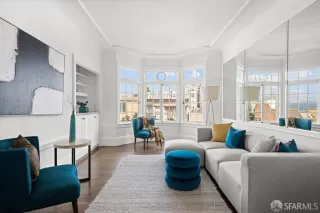 Photo #6: 425025761 Listing