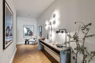 Photo #2: 425025836 Listing 