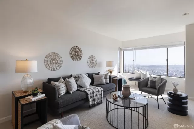 MLS: 425026059 Condo For Sale