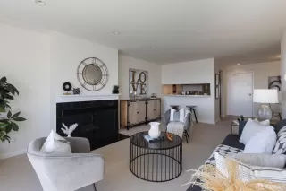 Photo #4: 425026059 Listing 