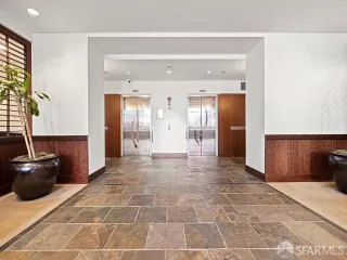 Photo #6: 425026462 Listing 