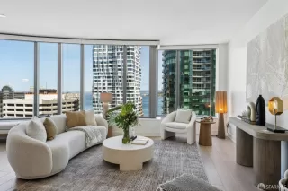 Photo #5: 425026569 Listing 