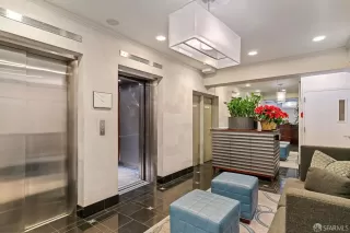 Photo #5: 425026590 Listing 