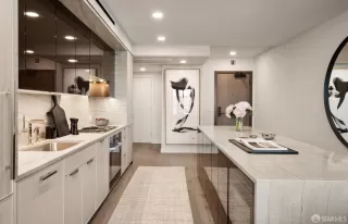 Photo #6: 425026813 Listing