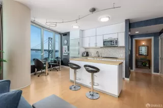 Photo #3: 425027565 Listing 