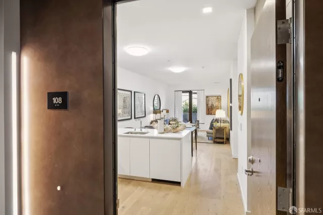 MLS: 425027810 Condo For Sale