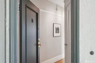 Photo #3: 425028143 Listing 