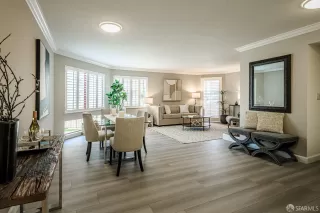 Photo #4: 425028227 Listing 