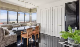 Photo #2: 425029497 Listing