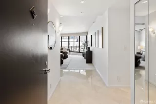 Photo #6: 425030035 Listing 