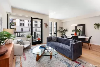 Photo #1: 425030926 Listing