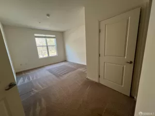 Photo #2: 425030958 Listing