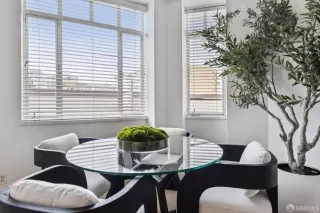 Photo #5: 425030994 Listing 