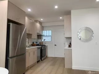 Photo #5: 425031022 Listing 