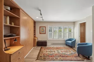 Photo #4: 425031147 Listing