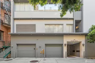 Photo #3: 425031970 Listing 