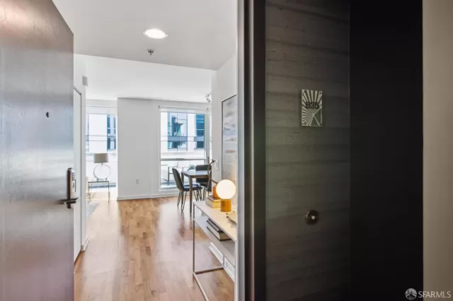 MLS: 425032193 Condo For Sale