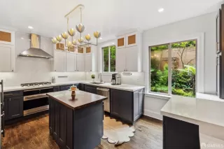 Photo #6: 425033051 Listing 