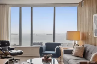 Photo #1: 425033335 Listing 