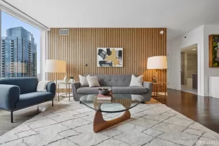 Photo #4: 425033335 Listing 