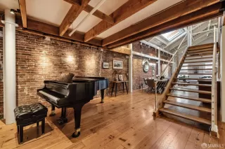 More Details about MLS # 425033382 : 650 DELANCEY STREET #403