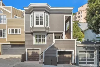 More Details about MLS # 425033388 : 226 ROOSEVELT WAY