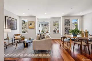 Photo #5: 425033504 Listing 