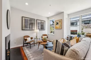 Photo #6: 425033504 Listing 