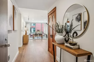 Photo #3: 425033569 Listing