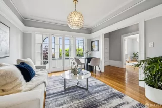 Photo #5: 425033586 Listing 