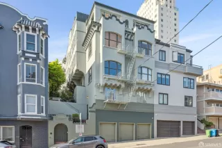 Photo #1: 425033592 Listing