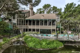 Photo #1: 425033707 Listing 