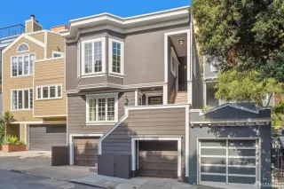 Photo #3: 425034134 Listing