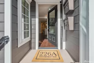 Photo #4: 425034134 Listing