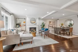 Photo #6: 425034134 Listing