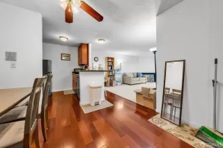 Photo #4: 425034490 Listing