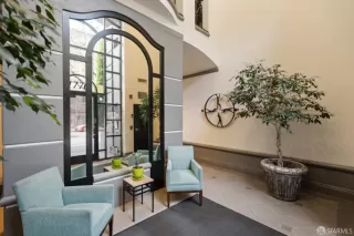 Photo #6: 425034827 Listing 