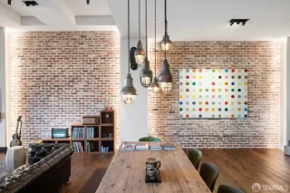 Photo #4: 425035189 Listing