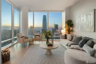 Photo #3: 425035540 Listing 