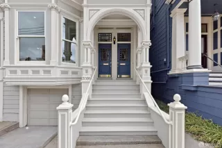 Photo #4: 425035553 Listing
