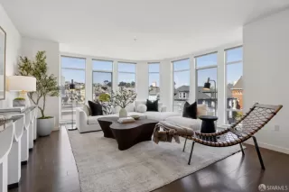 Photo #2: 425035850 Listing 