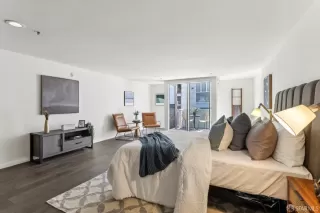 Photo #4: 425036495 Listing 