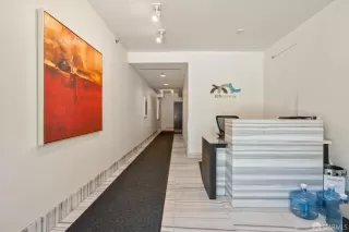 Photo #2: 425036909 Listing