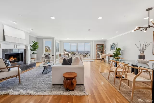 MLS: 425036921 Condo For Sale